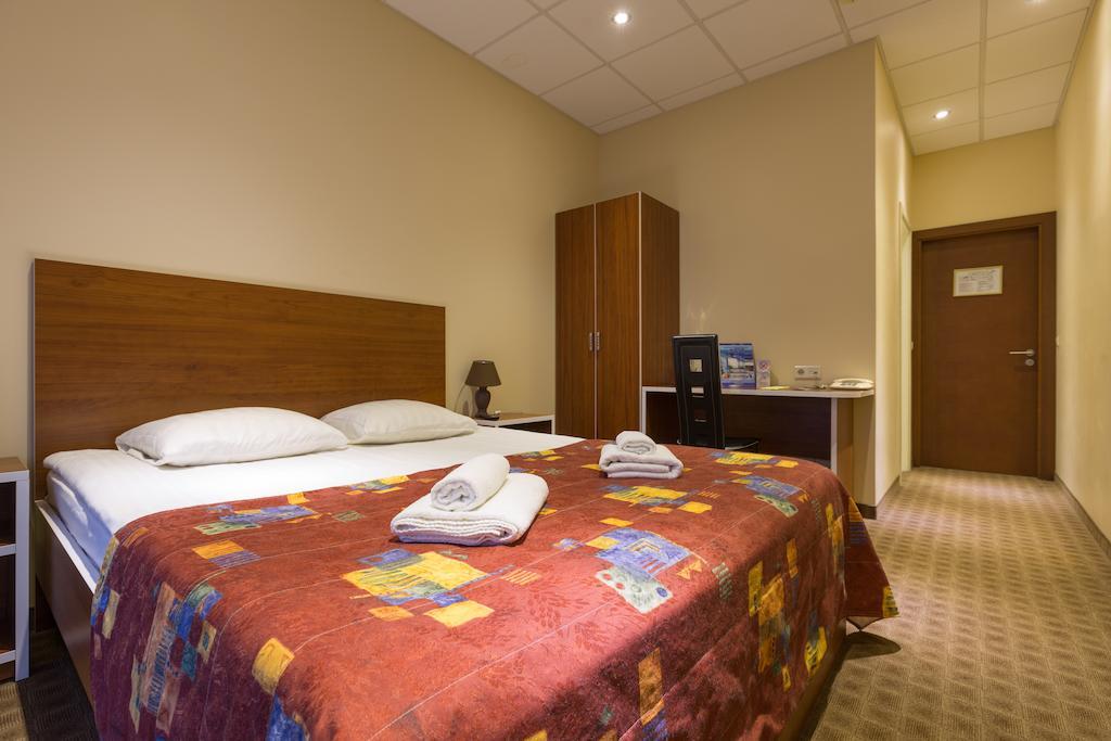 Riga Unimars Hotel Dış mekan fotoğraf
