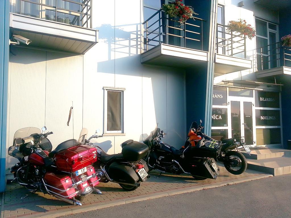 Riga Unimars Hotel Dış mekan fotoğraf